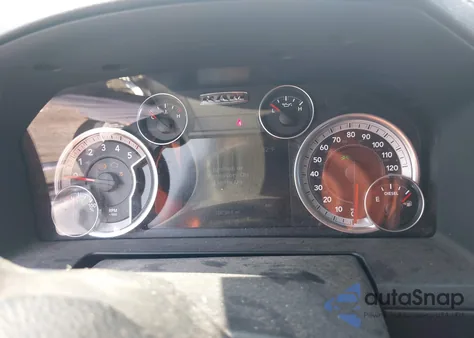 2015 Ram 1500 Laramie z USA, uszkodzony, nr VIN 1C6RR7NM2FS556834